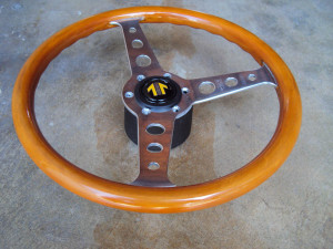 MOMO Super Indy Wood Steering Wheel 